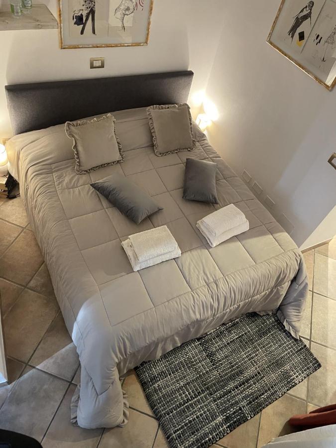 Epicuro Guest House Somma Lombardo Exterior foto